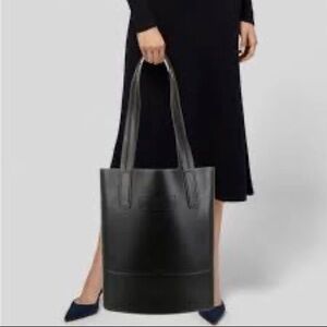 Hunter for Target - Black🖤Rubber Sling Tote Bag, So Cute, Like 🆕 ❣️❣️